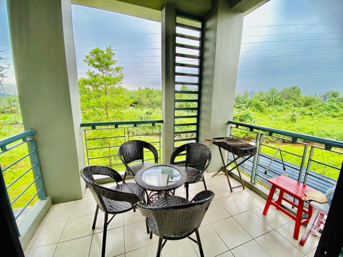 Faizal Madhi Homestay Kuching Exterior photo
